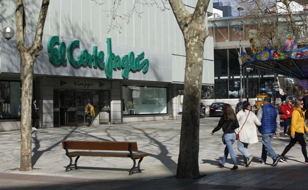 El Corte Inglés.