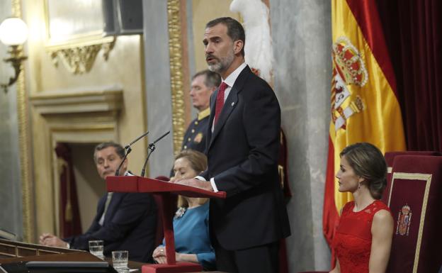 El Rey, durante el discurso que ha pronunciado en el Congreso