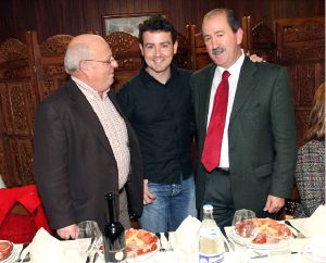 DESPEDIDA. Porfirio Iglesias, Alberto Hevia y Juan José Corrales. / PABLO NOSTI