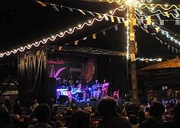Mucho público durante el Festival de Jazz de Bueño que tuvo lugar el pasado mes de julio. ::                             JESÚS DÍAZ