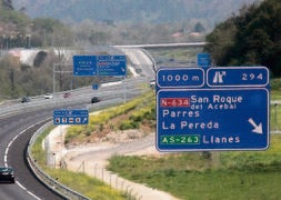 Andrín y Cue no vienen señalizados en la autovía. ::                             N. A.