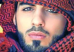 Omar Borkan, el joven expulsado de Arabia por guapo | El Comercio