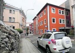 Las cámaras de los coches de la Policía Local de Llanes llevan funcionando «más de un mes»