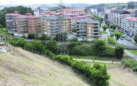 Vista de Raíces Nuevo desde lo alto del Peñón de Raíces. 