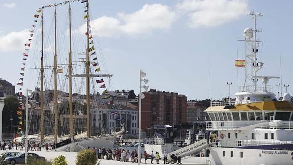El mundo de la mar se cita en Avilés
