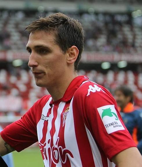 Scepovic, candidato a mejor delantero Segunda