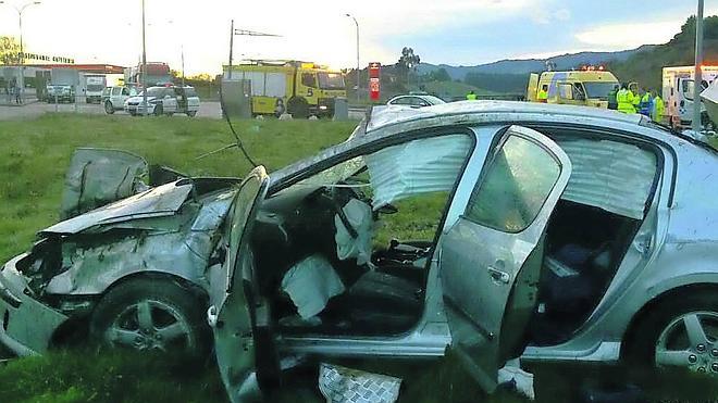Una fallecida y un herido leve en dos accidentes de tráfico en Colunga