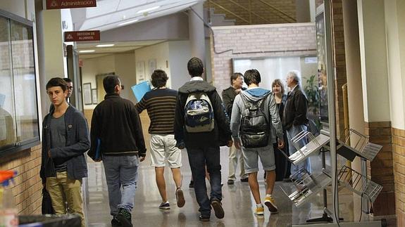 Más de 700 estudiantes universitarios se cambiaron de carrera al comienzo de curso