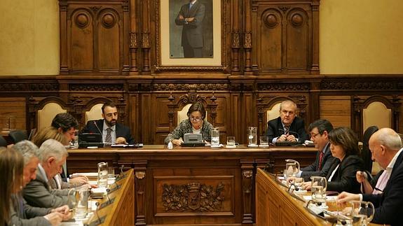 Moriyón promete "la mayor celeridad" en la limpieza del entorno de Zorrilla