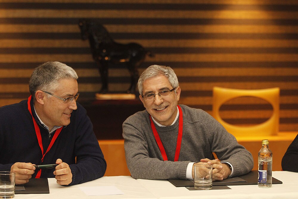 Manuel González Orviz y Gaspar Llamazares, ayer. 