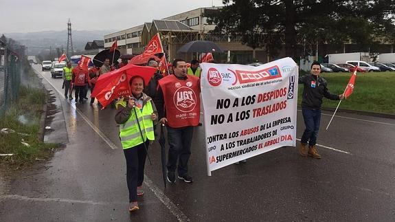 Los trabajadores de El Árbol en plena marcha