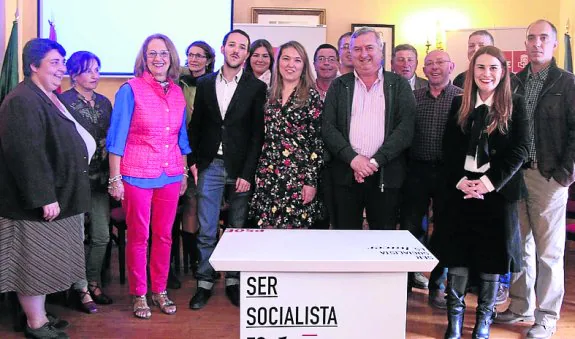 Candidatura del Partido Socialista de Cangas de Onís. :: PATRICIA CORRAL