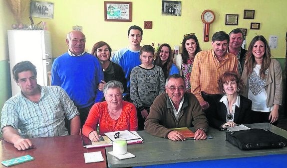 Nueva junta directiva de la asociación vecinal de El Ferrero :: P. G.-P.
