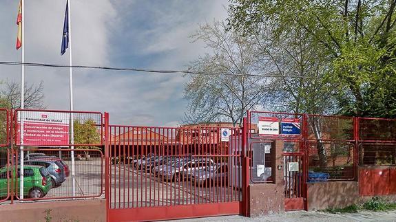 La entrada del IES Ciudad de Jaén, en el madrileño barrio de Orcasur.