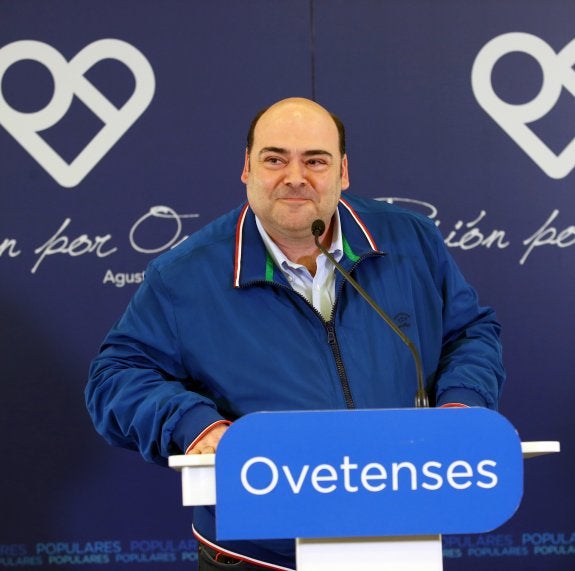 Agustín Iglesias Caunedo, tras concoer los resultados electorales. 