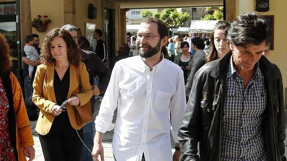 León apuesta por un Gobierno «de cambio» en Asturias encabezado por Podemos