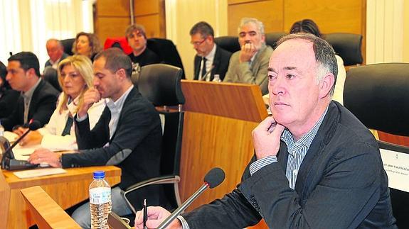 Foro acusa al PSOE de intentar «desviar la atención sobre la subida salarial»