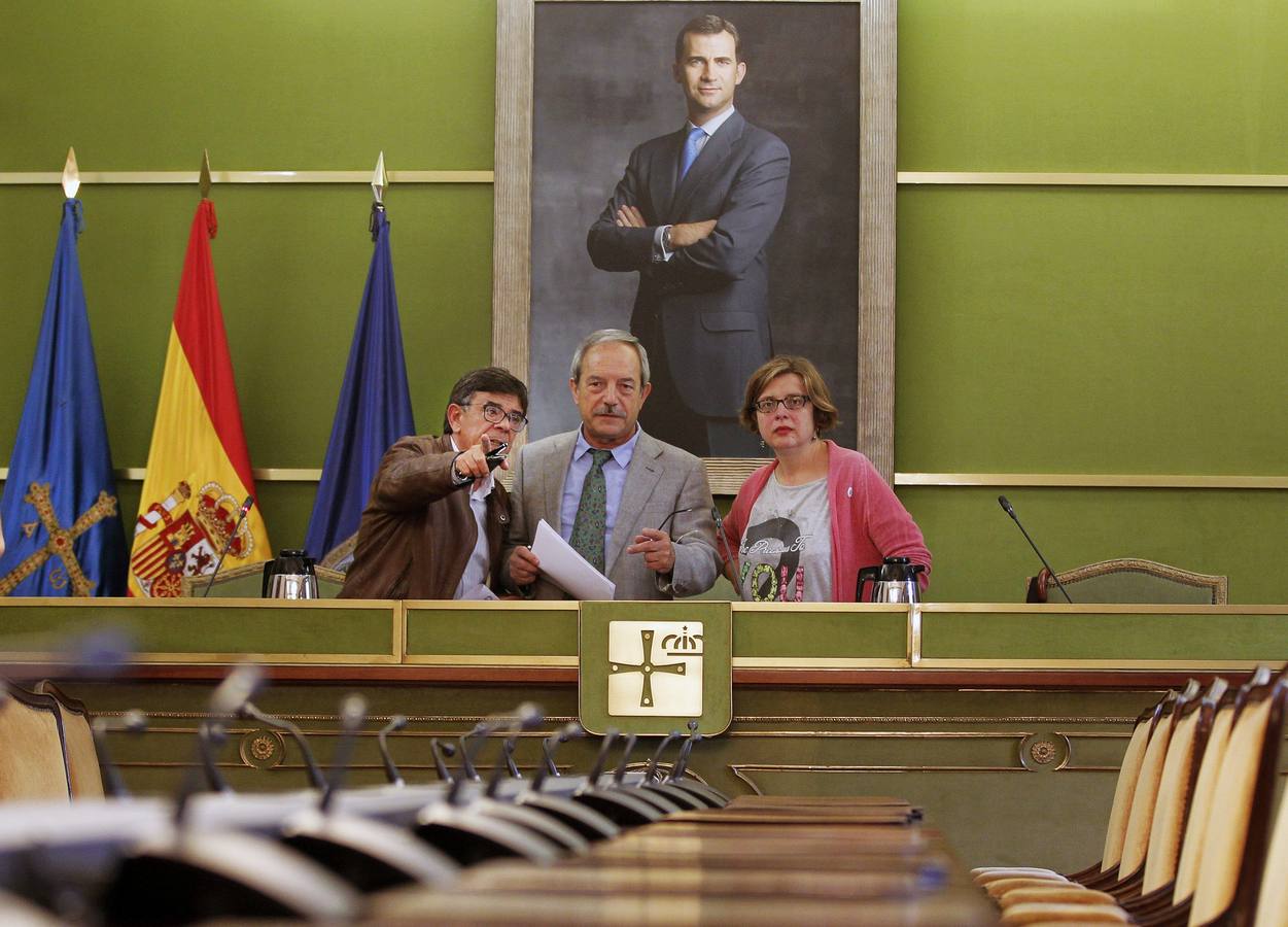 Roberto Sánchez Ramos, Wenceslao López y Ana Taboada. 