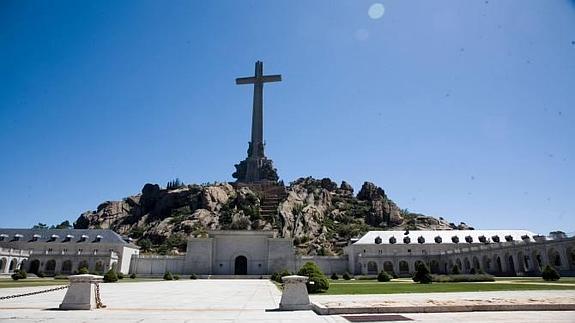 Una asturiana pide a la ONU exhumar sus restos de su abuelo del Valle de los Caídos