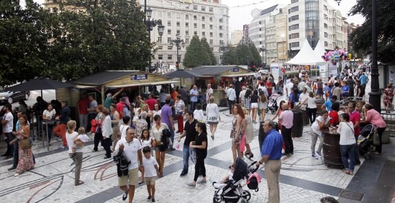 El festival Gastromateo en el Paseo de Los Álamos durante las fiestas del año pasado. 