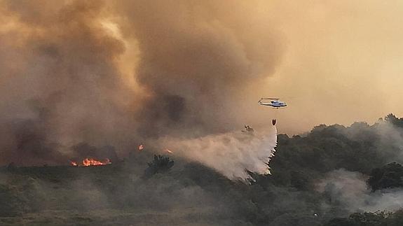 Incendio en las proximidades de Castañera, Tineo. 