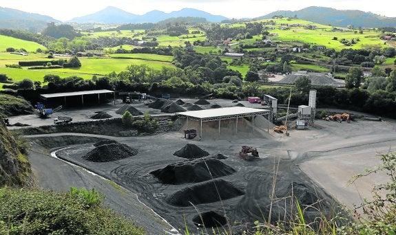 Vista de la cantera La Esperanza, donde los intermediarios situán el proyecto que desmiente Barrick. 