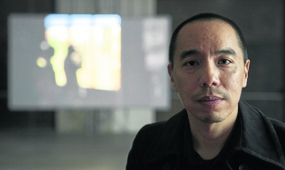 Apichatpong Weerasethakul acaba de cumplir 45 años y ya es una estrella en su país. 