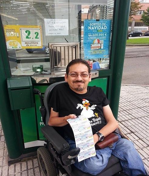 El vendedor en su puesto de Montevil  