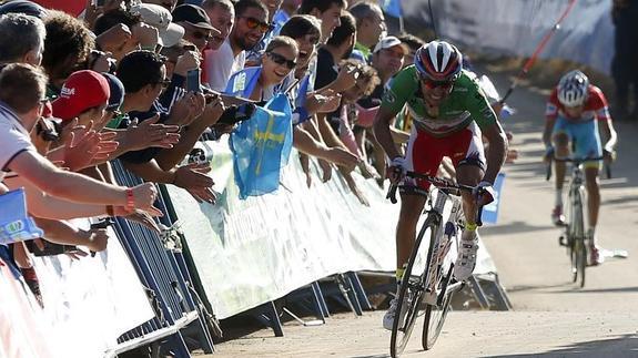 'Purito' Rodríguez, en la segunda etapa reina de Asturias. 