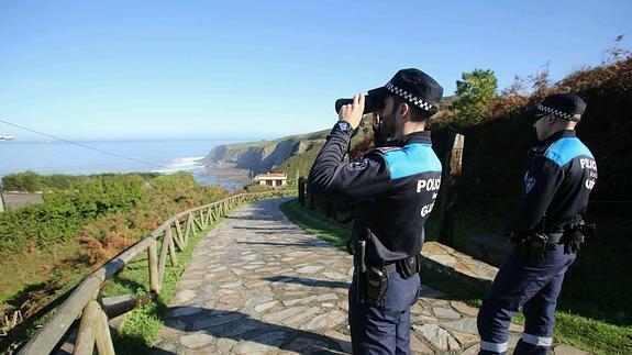 Miembros del operativo de búsqueda. 