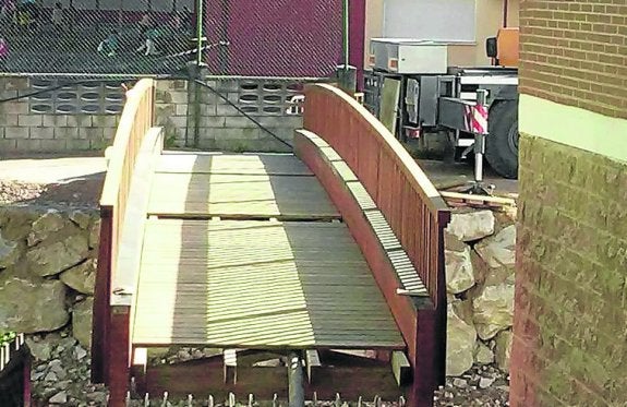 Nueva pasarela en la Foz de Morcín