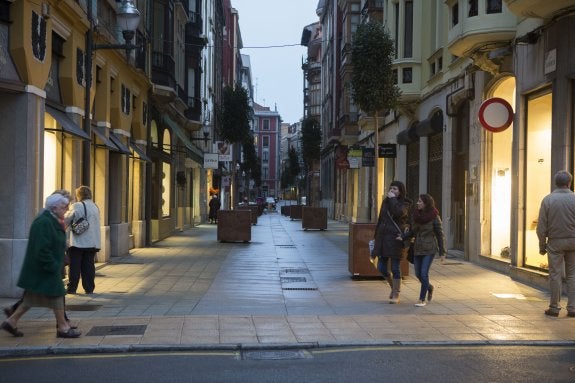 La calle de la Merced, a cuyo cambio de denominación se oponen comerciantes y vecinos. 