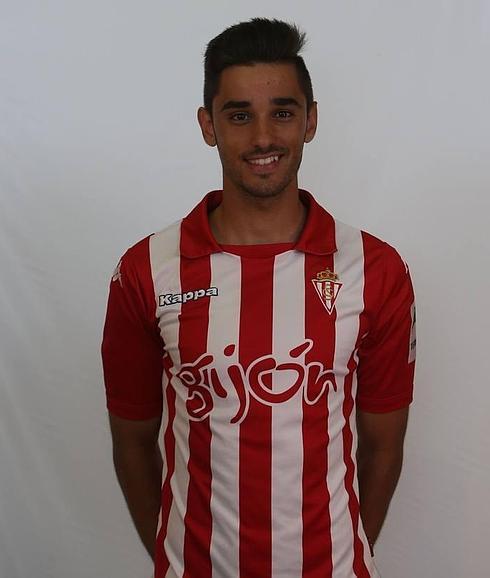 Álex García, durante su etapa en el Sporting B.