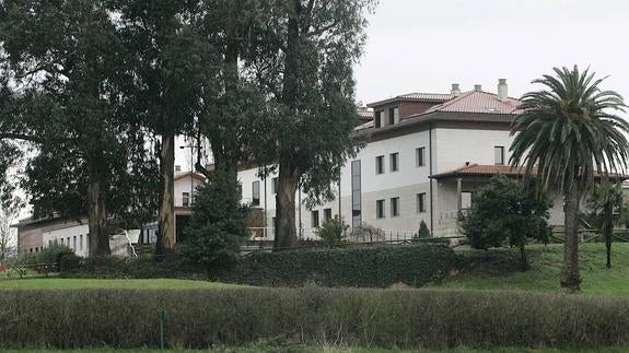 El hotel Palacio de la Llorea, cerrado