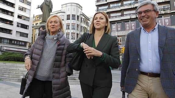 Mercedes Fernández, María Dolores de Cospedal y Mariano Marín.