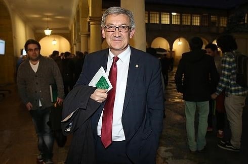 Granda, catedrático de Química Física. 