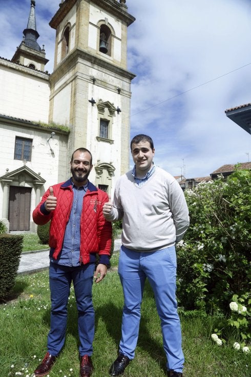José Ramón Ordiz y Marcos Argüelles, ayer en La Pola. 