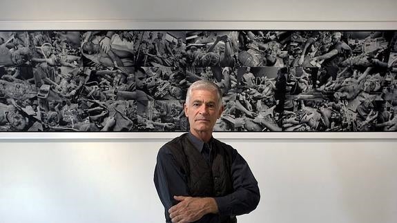 James Nachtwey, en una de sus exposiciones.