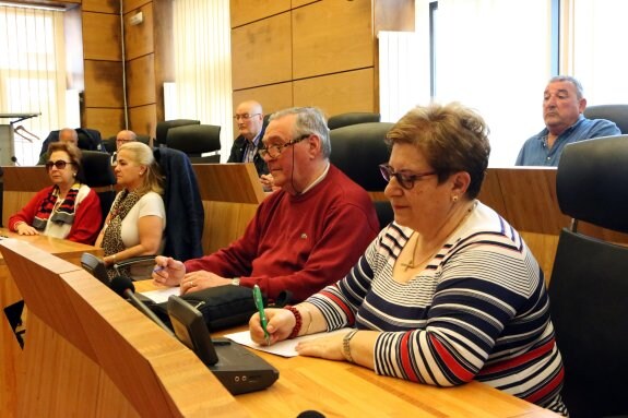 La reunión de ayer del Consejo del Mayor de Siero. 