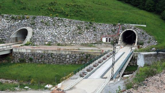 Túneles de la variante de Pajares. 