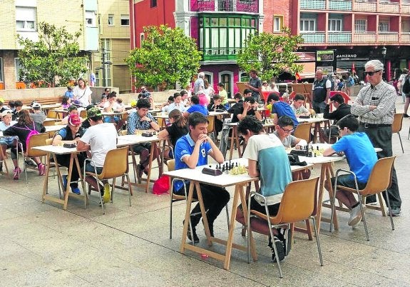 Torneo organizado por el Club Ajedrez Candás. :: E. C.