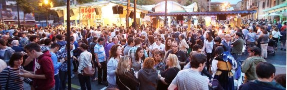 Las aglomeraciones en las vías de evacuación de la plaza de La Catedral es uno de los puntos que afrontará el plan de seguridad parala Catedral. 