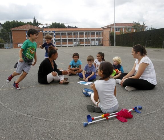 Una de las actividades en el colegio Jaime Borrás. 