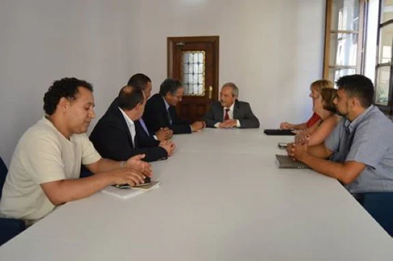 El alcalde, Wenceslao López, presidió la  reunión. 