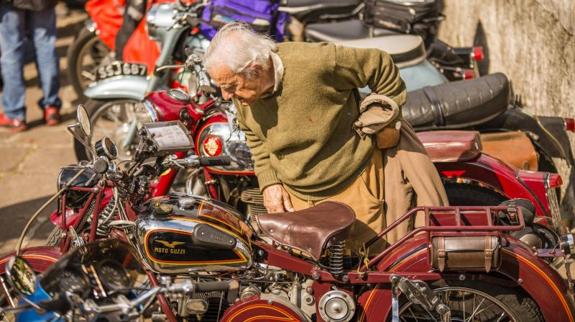 Las motos clásicas toman Colombres