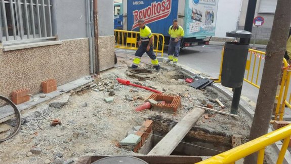 Los operarios comenzarán esta semana el arreglo de otra de las zonas de la misma calle. 