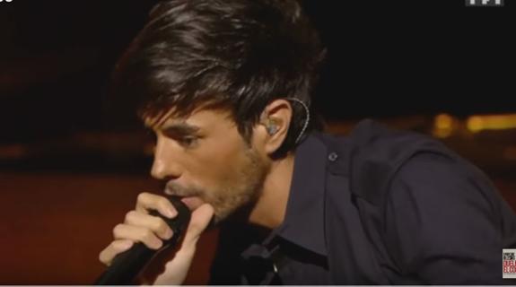 El 'playback' deja en evidencia a Enrique Iglesias