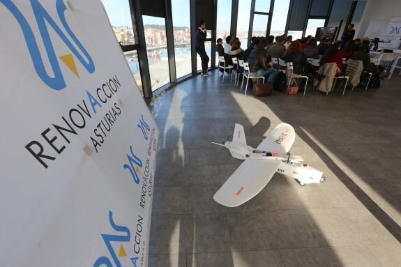 Sesión sobre drones celebrada ayer en el Centro Niemeyer. 