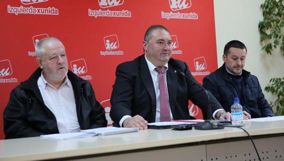 Pino, Argüelles y Fernández Lanero durante la rueda de prensa.