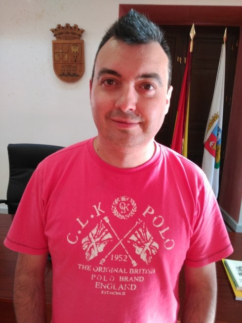 Abel Pérez renunció al acta tras irse del grupo socialista. 